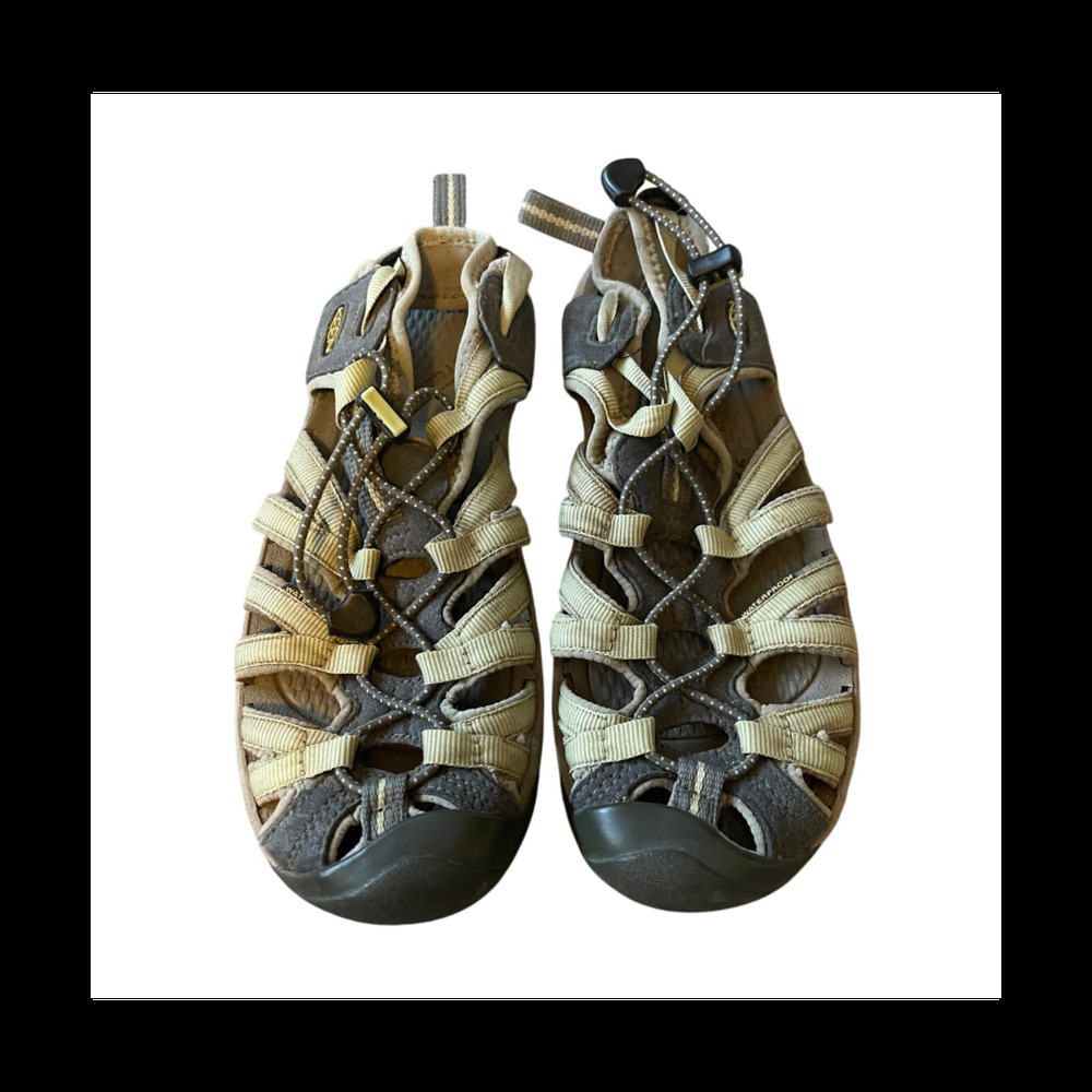 Keen Womans 7.5 Whisper Hiking Sandals $120 Water Shoes Camping Outdoors Green